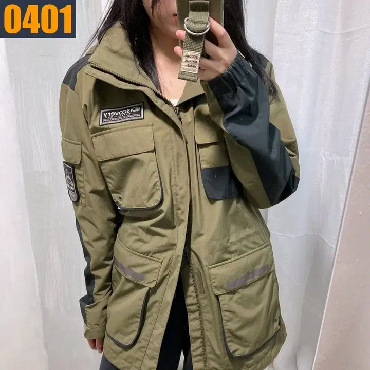 [BUNJANG] Discovery Expedition Colorblock Windbreaker Jacket - Men&