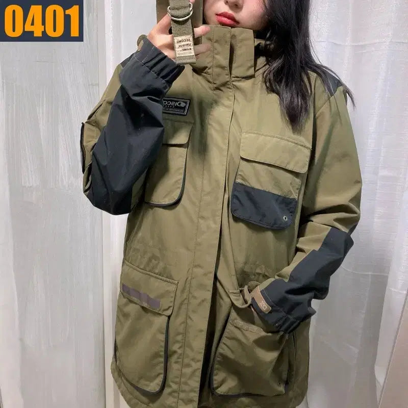 [BUNJANG] Discovery Expedition Colorblock Windbreaker Jacket - Men&
