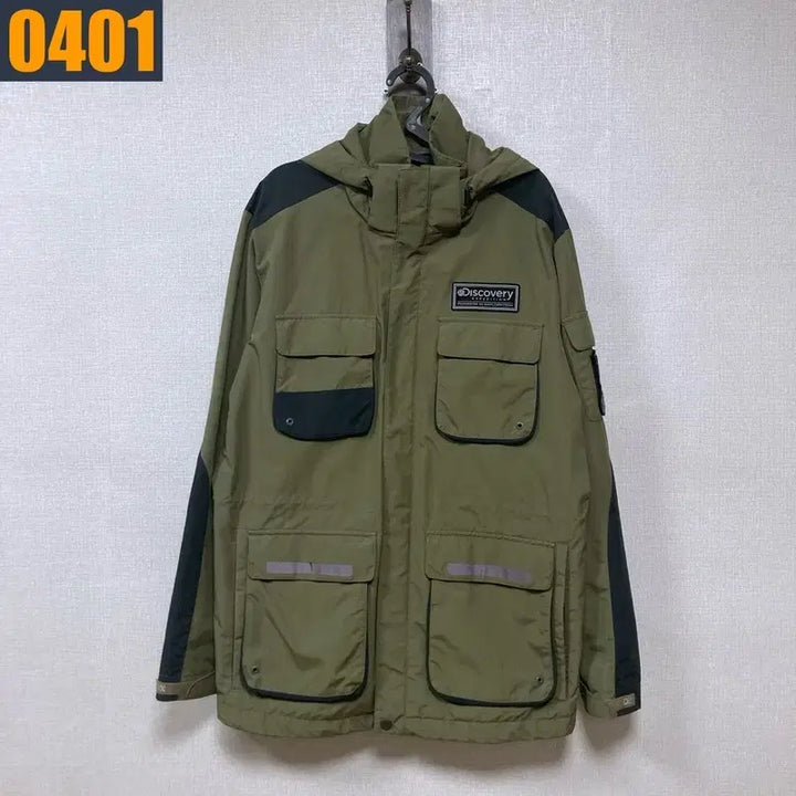 [BUNJANG] Discovery Expedition Colorblock Windbreaker Jacket - Men&