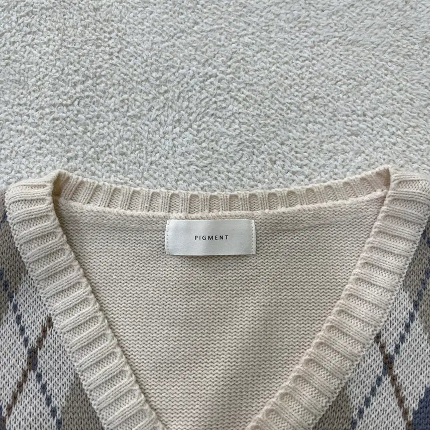 [BUNJANG] F Vintage Argyle V-Neck Knit Sweater / F 빈티지 브이넥 아가일 니트 0324M