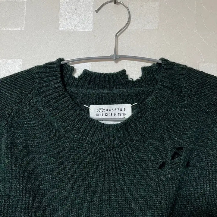 [BUNJANG] Maison Margiela Distressed Knit Sweater / 마르지엘라 디스트로이드 니트
