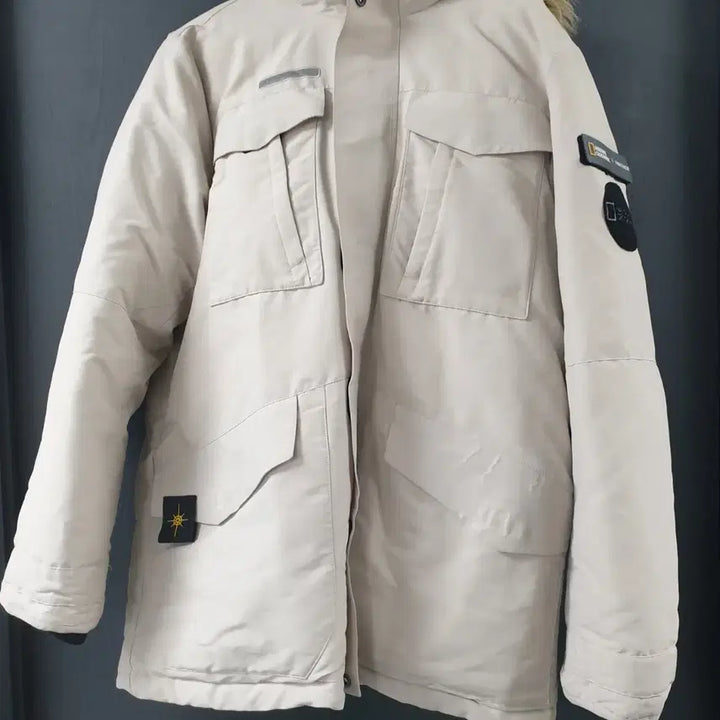 [BUNJANG] National Geographic White Duck Down Padded Jacket (Size 95) / 내셔널지오그래픽 정품 화이트 오리털패딩 사이즈95 팝니다