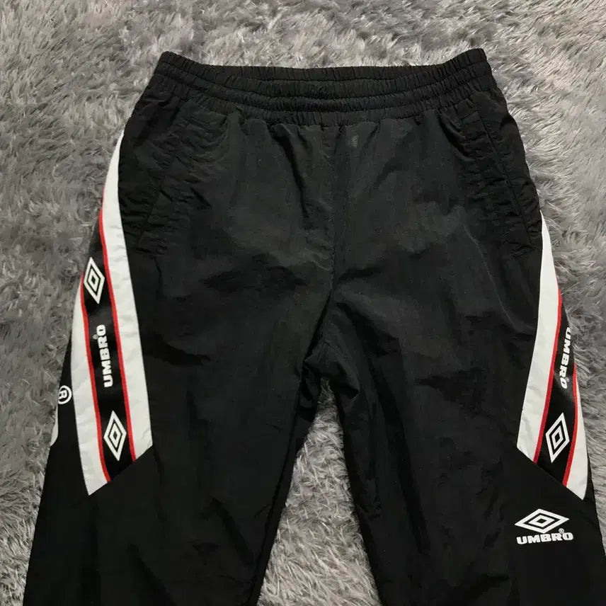 [BUNJANG] Umbro Woven Jogger Pants (M) / [[M, A급] 엄브로(UMBRO) 우븐 조거 팬츠p93