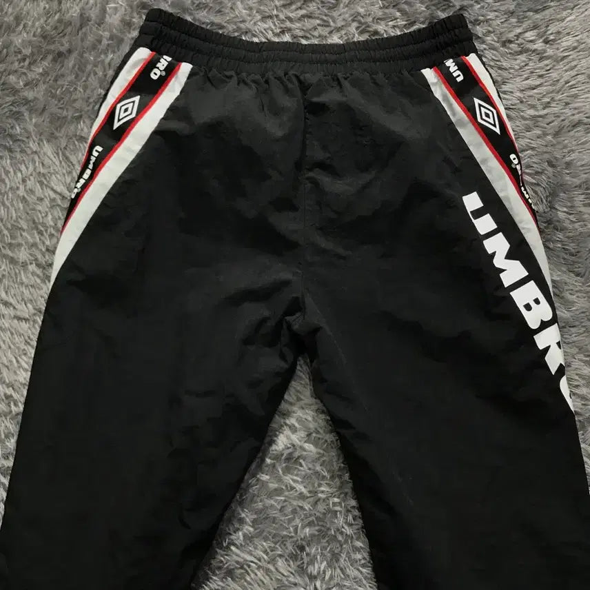 [BUNJANG] Umbro Woven Jogger Pants (M) / [[M, A급] 엄브로(UMBRO) 우븐 조거 팬츠p93