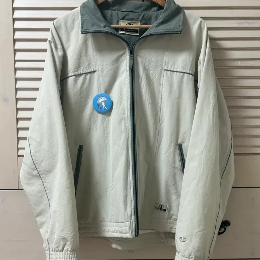 [SOLD OUT] 일본빈티지 카키 챔피온 바람막이 바막 모리걸 히피 아디다스 나이키
