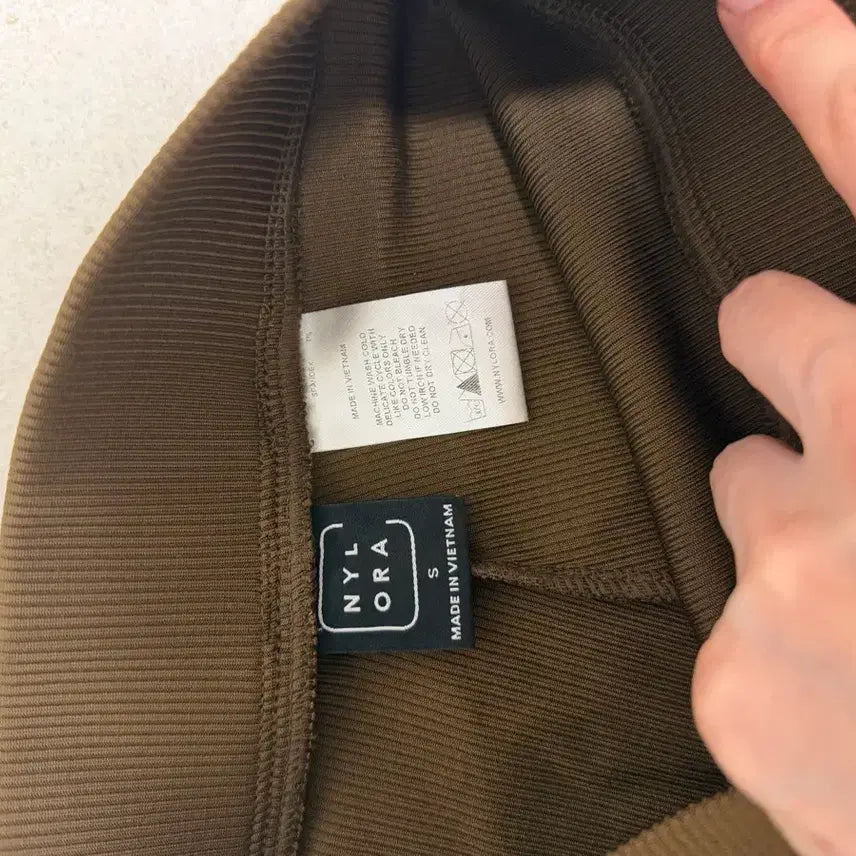 [SOLD OUT] NYLORA 골지 레깅스 S 사이즈