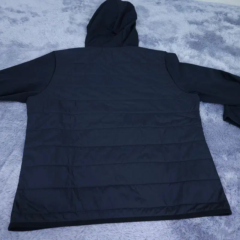 [BUNJANG] Millet Hooded Sweatshirt (Size 100) / 100 새상품 밀레 후드티 | A