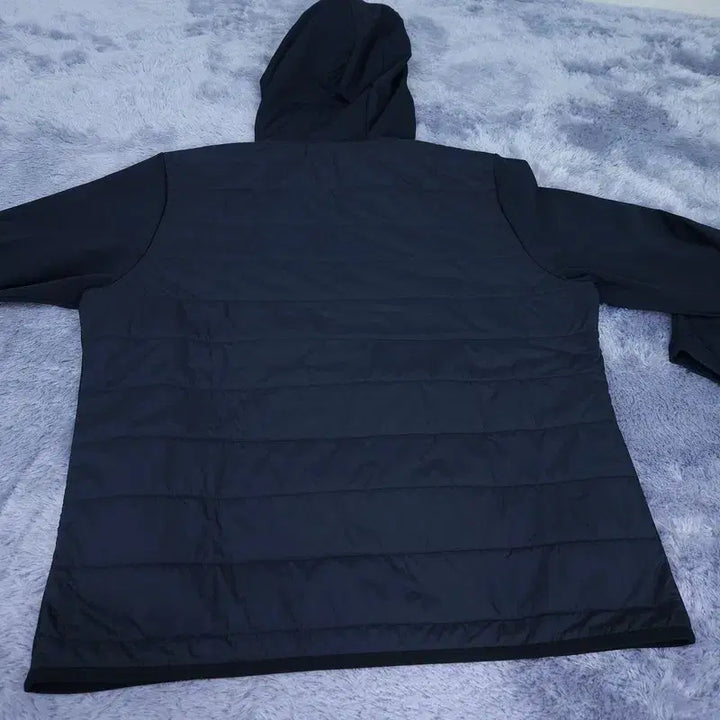[BUNJANG] Millet Hooded Sweatshirt (Size 100) / 100 새상품 밀레 후드티 | A