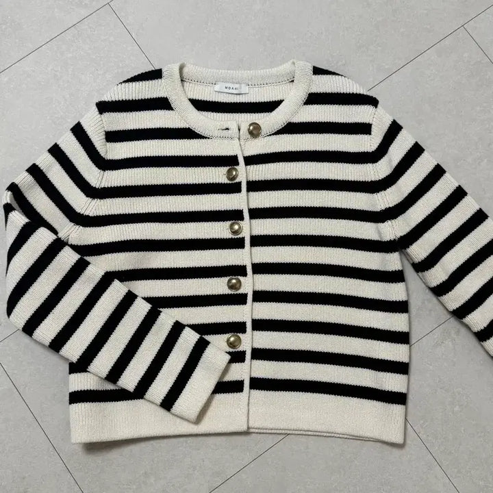 [BUNJANG] Moani French Stripe Knit Cardigan / 모아니 프렌치 스트라이프 니트가디건