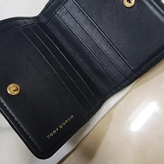[BUNJANG] Tory Burch Kira Chevron Bifold Wallet / Miu Miu Matelassé Long Wallet / 토리버치 키라 쉐브론 반지갑/미우미우 마틀라세 장지갑