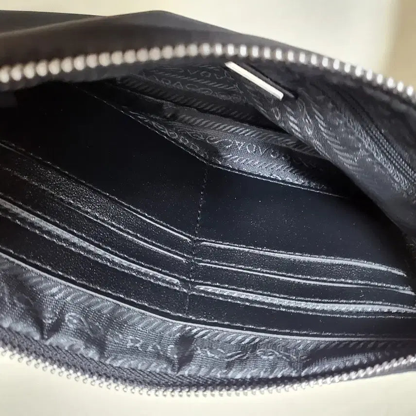[BUNJANG] Lina Nylon Clutch / 여성 클러치