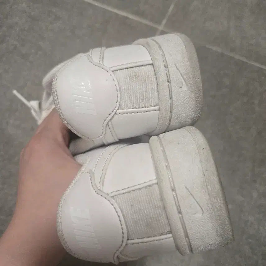 [BUNJANG] Nike Court Royale 2 Next Nature DH3159-100 Sneakers / 나이키 코트 로얄 2 넥스트 네이처 DH3159-100 스니커즈 220m