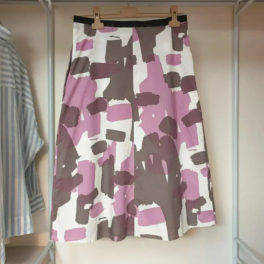 [BUNJANG] MARNI Abstract Pattern Volume Skirt / 명품 MARNI 마르니 쇼라인 추상패턴 사선턱 디테일 볼륨 스커트