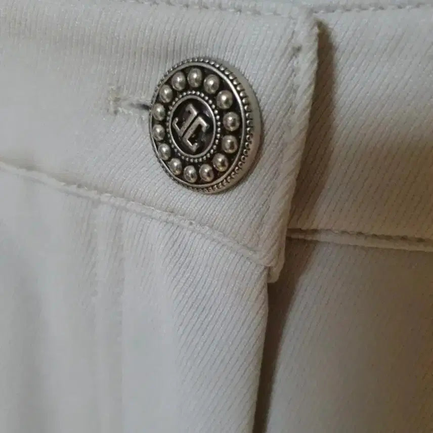 [BUNJANG] Time Embroidered Pants / 타임 자수 팬츠 64