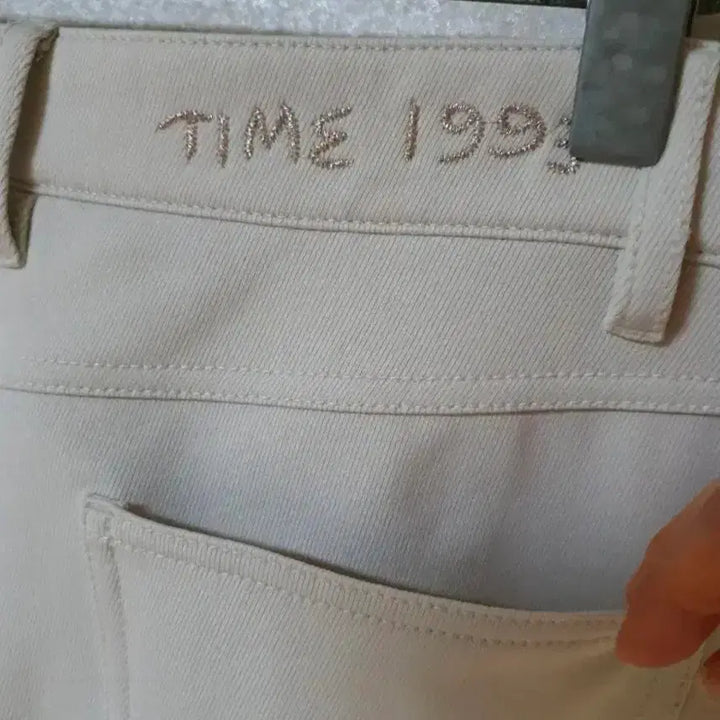 [BUNJANG] Time Embroidered Pants / 타임 자수 팬츠 64