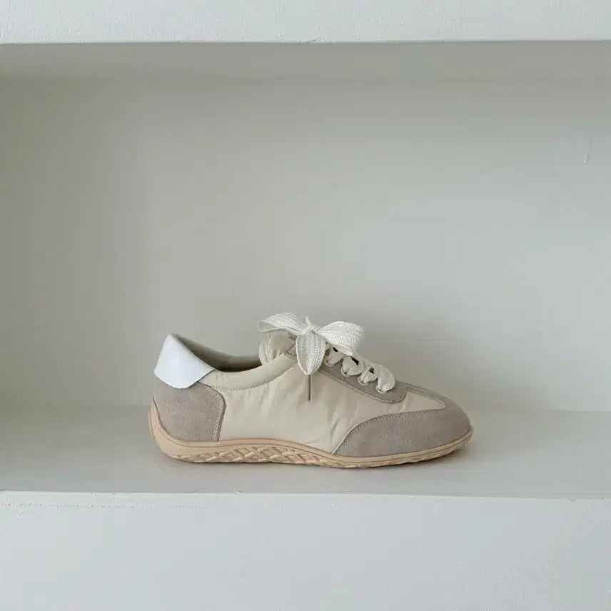 [BUNJANG] Ivory Latex Insole Sneakers 5072 / (30,35,40,45,50) 아이보리 라텍스 깔창 운동화5072