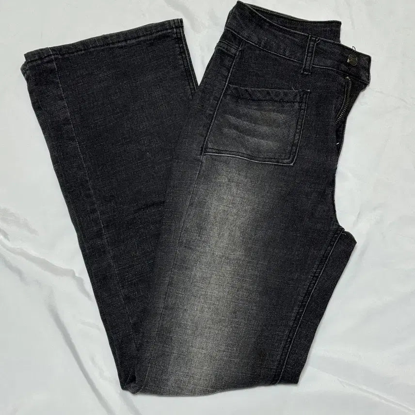 [BUNJANG] Black Washed Bootcut Denim Pants / 블랙 워싱 부츠컷 데님 팬츠
