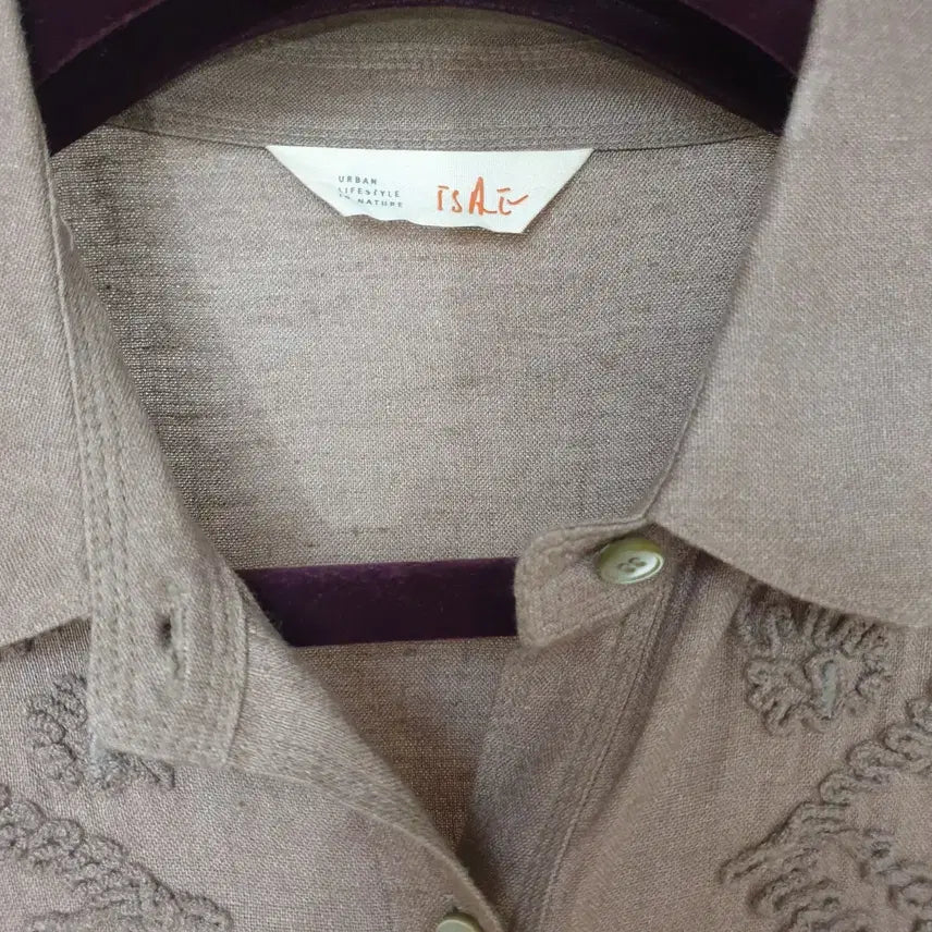 [BUNJANG] isae Linen Blend Long Blouse / isae 이새 입체꼬임장식 디테일 리넨혼방 롱 블라우스 / 롱 셔츠