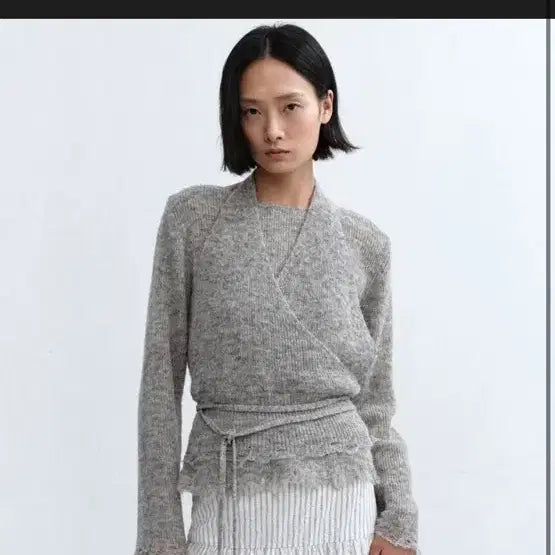 [BUNJANG] Lowtide Halter Cardigan Set / Lowtide 로우타이드 홀터 가디건 셋업(환승연애 지연 착용)