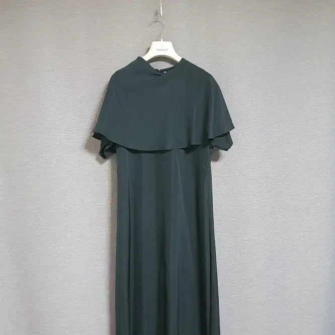 [BUNJANG] DELLALANA Cape Dress S Size / 델라라나 DELLALANA 케이프 원피스 s 사이즈 정품