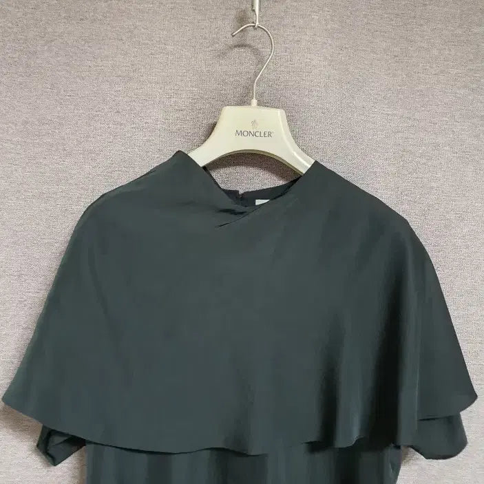 [BUNJANG] DELLALANA Cape Dress S Size / 델라라나 DELLALANA 케이프 원피스 s 사이즈 정품