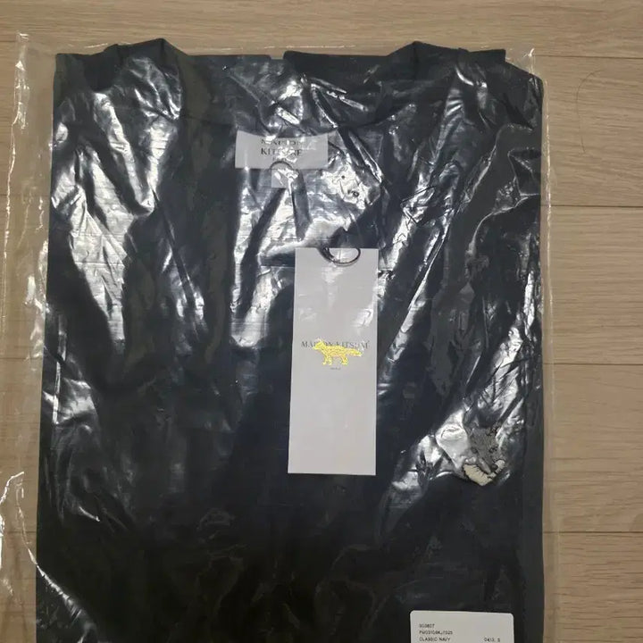 [BUNJANG] Maison Kitsune Navy White Fox Patch T-shirt / 메종키츠네 네이비 화이트 폭스 반팔티 xl 새상품(정품)