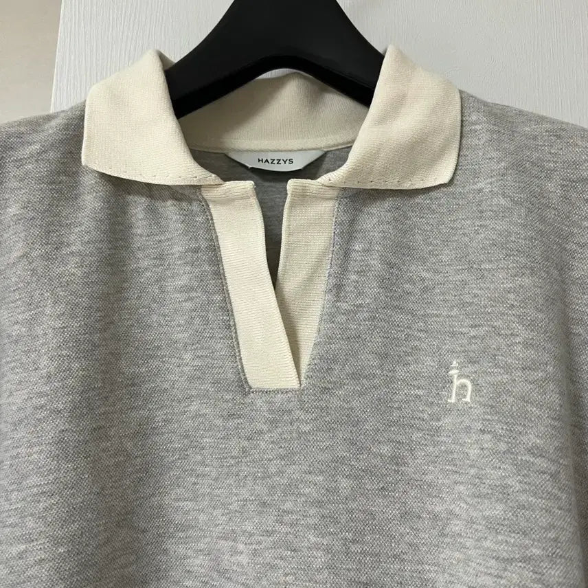 [BUNJANG] Hazzys Gray Collar T-Shirt / 헤지스 그레이 카라 티셔츠 새상품