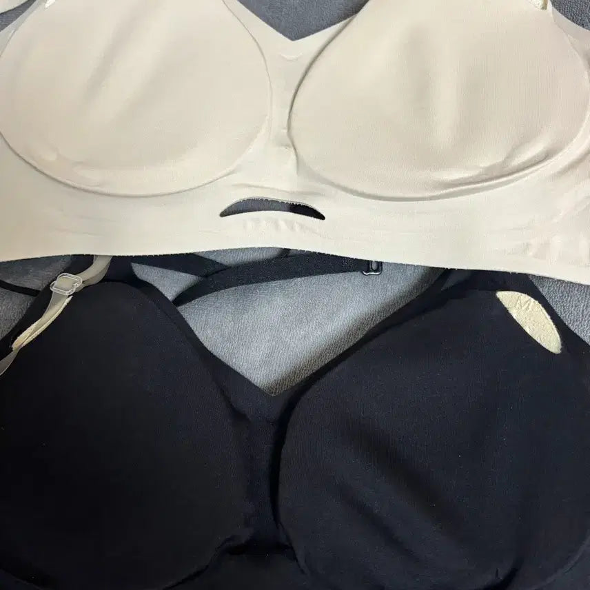 [BUNJANG] Bongbra 3cm Padded Seamless Wireless Bra (Black/Beige) - M / 뽕브라몰 뽕브라 3cm 노와이어 심리스 브라 M (블랙/베이지)