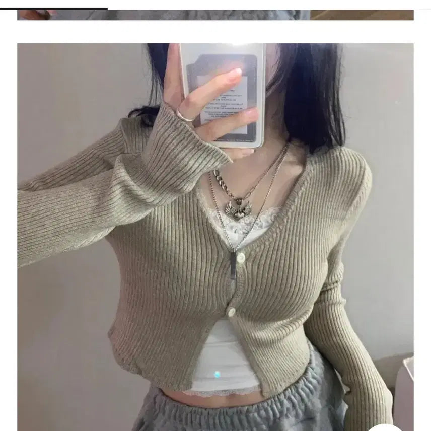 [BUNJANG] Lovelyhip V-Neck Two-Button Ribbed Crop Cardigan Knit Beige / 새상품) 에이블리 러블리힙 브이넥 투버튼 골지 크롭 가디건 니트 베이지