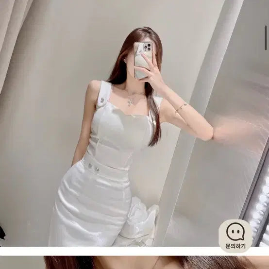 [SOLD OUT] 8.6->3.5 미엘르 큐빅 맞춤핏 나시 탑 블라우스 수입의류 S