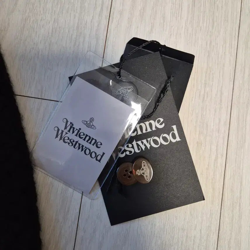 [BUNJANG] Vivienne Westwood Cardigan (New) / 비비안웨이스트우드 가디건(새제품)