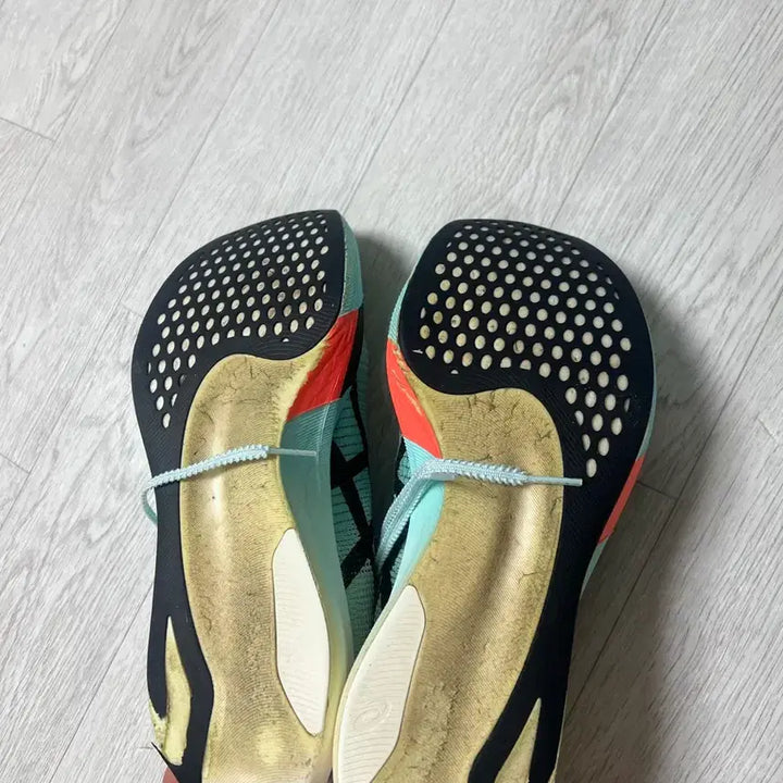 [BUNJANG] Asics Metaspeed Edge Mint Black Running Shoes / 아식스 메타스피드 엣지 민트 블랙 275