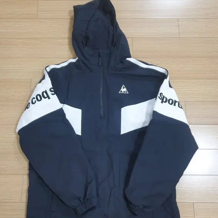 [BUNJANG] Le Coq Sportif Windbreaker Jogger Pants Set / 르꼬끄 바람막이 조거팬츠 세트