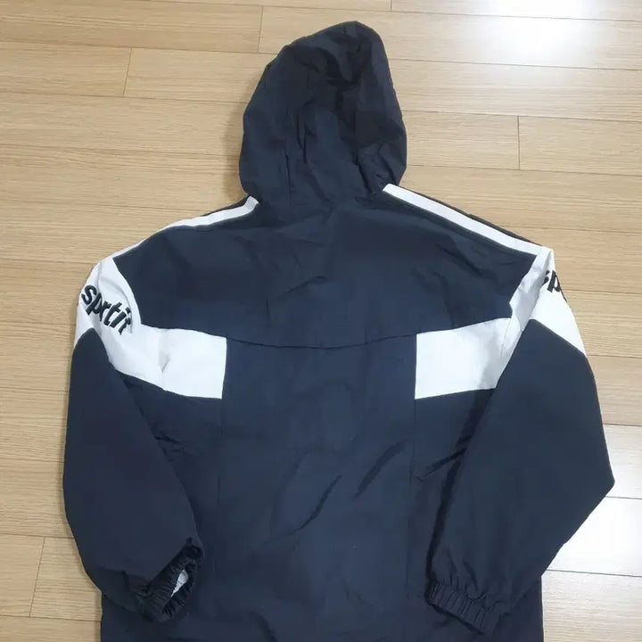 [BUNJANG] Le Coq Sportif Windbreaker Jogger Pants Set / 르꼬끄 바람막이 조거팬츠 세트
