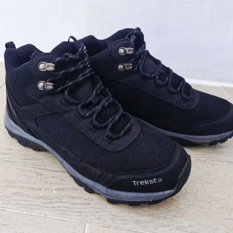 [SOLD OUT] 250mm)트렉스타 등산화 트레킹화