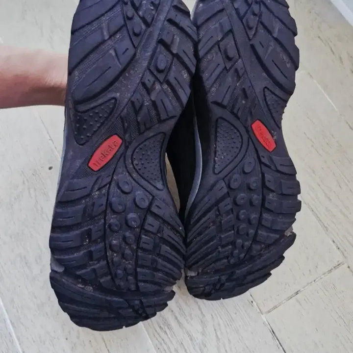 [SOLD OUT] 250mm)트렉스타 등산화 트레킹화