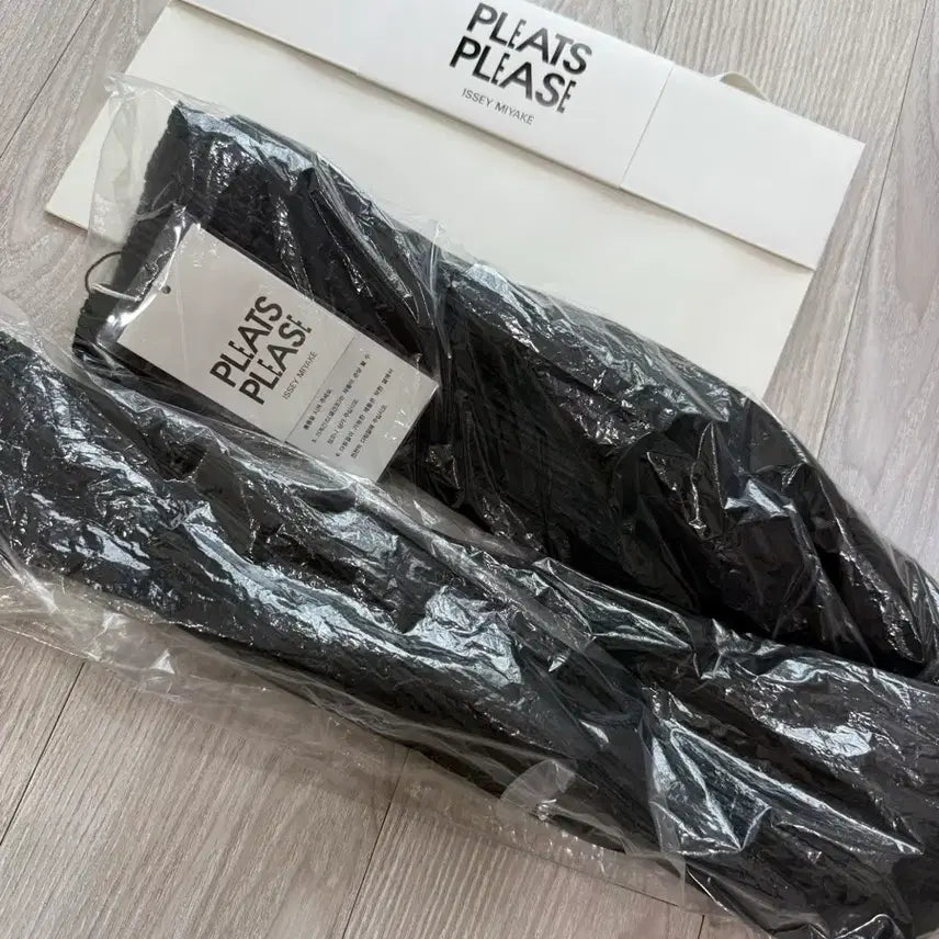 [BUNJANG] Issey Miyake Pleats Please Seeker Pants (Size 2) / 선물가능 풀박)국내백화점구매!이세이미야케 플리츠플리즈 씨커팬츠 띠커팬츠2