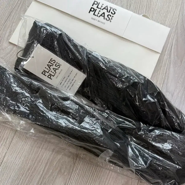 [BUNJANG] Issey Miyake Pleats Please Seeker Pants (Size 2) / 선물가능 풀박)국내백화점구매!이세이미야케 플리츠플리즈 씨커팬츠 띠커팬츠2