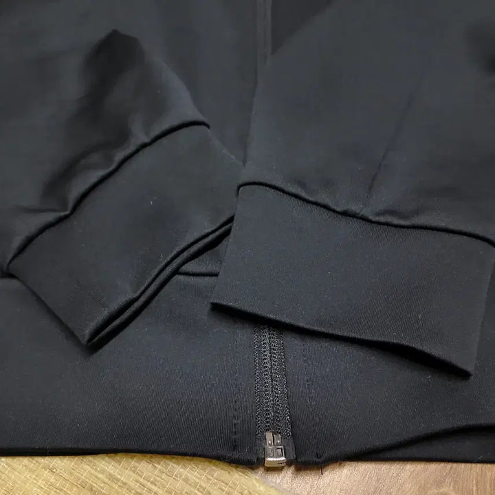 [BUNJANG] Adidas NR Premium Black Zip-up Track Jacket (Men&