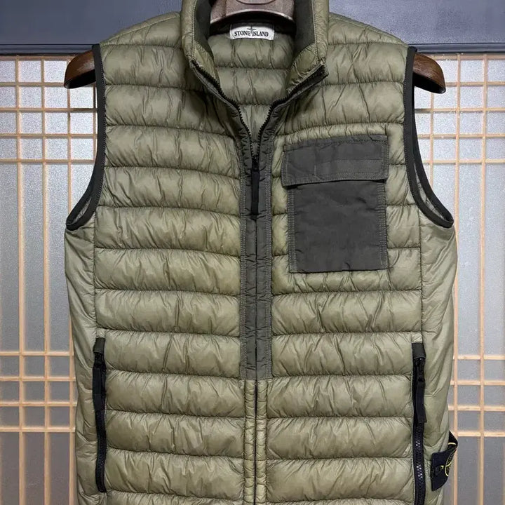 [SOLD OUT] [L]스톤아일랜드 가먼트다이드 패딩베스트