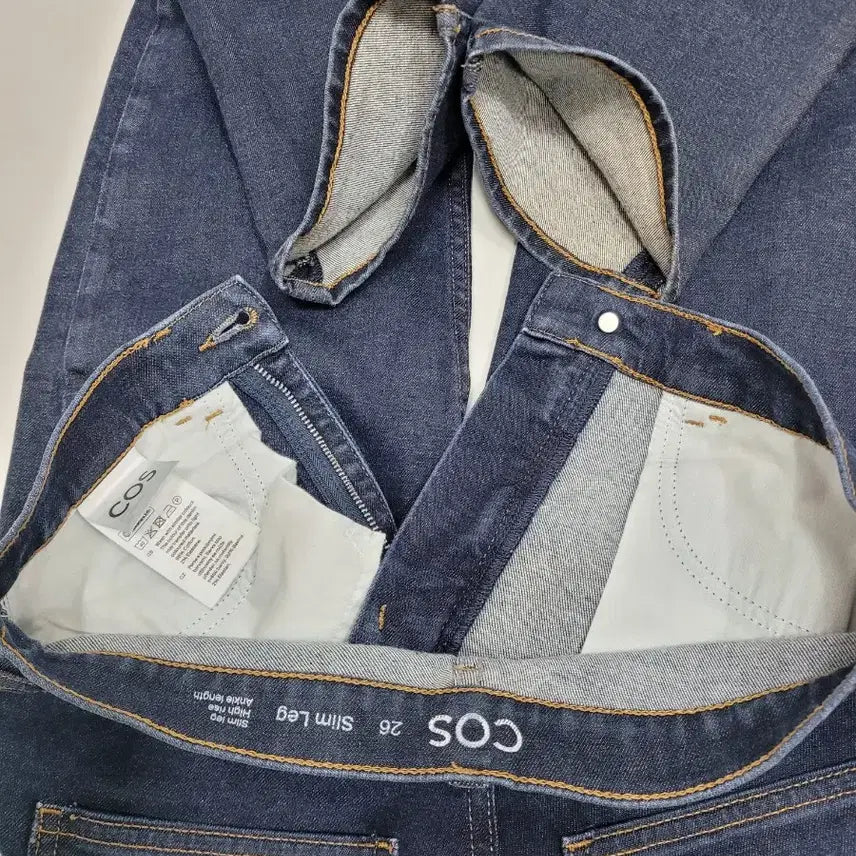 [BUNJANG] COS High-Rise Slim Fit Denim Jeans / COS 코스 하이라이즈 슬림핏 데님 청바지 / 여 26