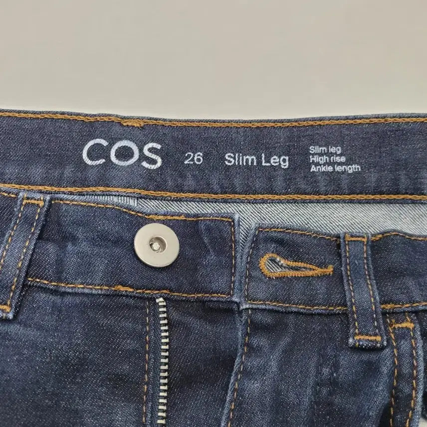 [BUNJANG] COS High-Rise Slim Fit Denim Jeans / COS 코스 하이라이즈 슬림핏 데님 청바지 / 여 26
