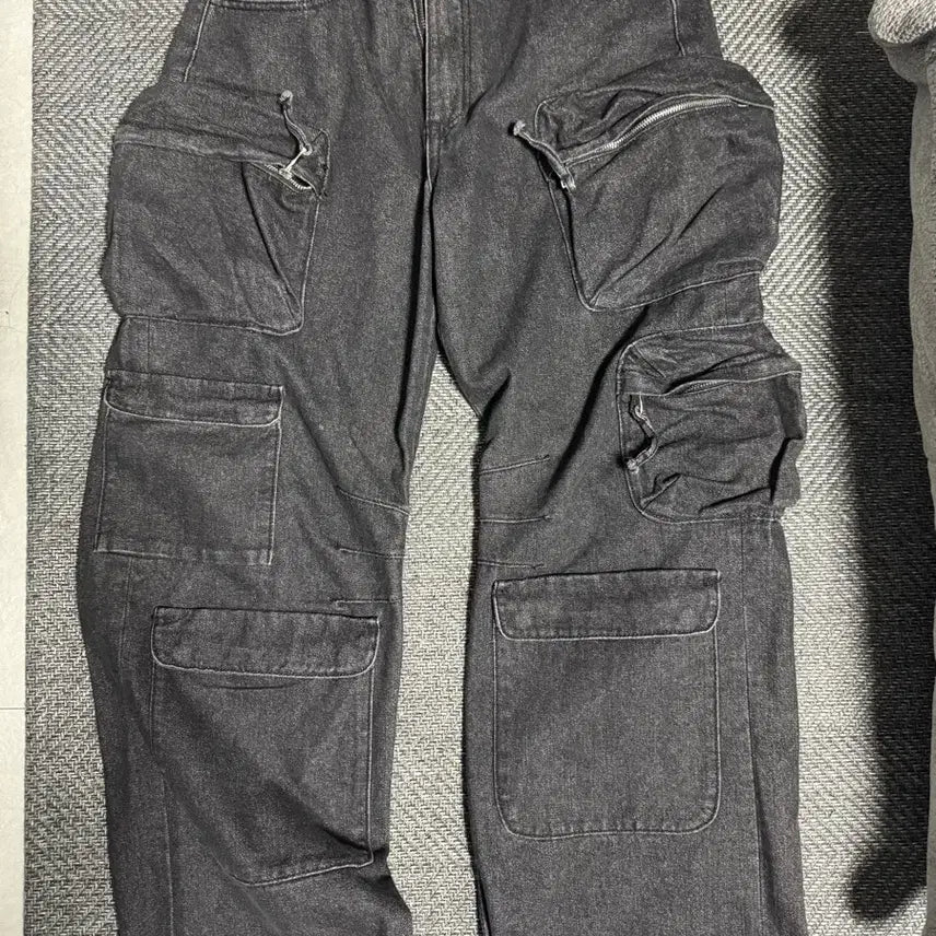 [BUNJANG] Ripen Multi-Pocket Dark Wash Denim Pants / ripen 멀티포켓 흑청 데님
