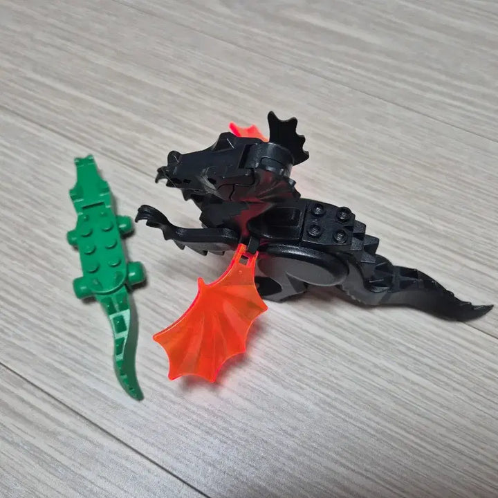 [BUNJANG] Lego Old Lego Black Dragon and Green Crocodile Set / 레고 올드레고 흑룡 검정용 초록악어 녹색악어