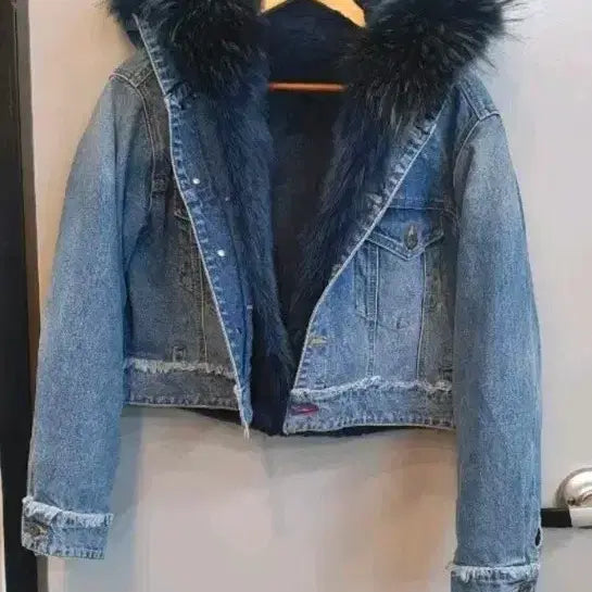 [BUNJANG] Vov Denim Fur Jacket (Size 55) / 보브 데님 퍼 자켓55사이즈안감퍼는 탈부착가능봄가을에는 퍼떼고 입으시