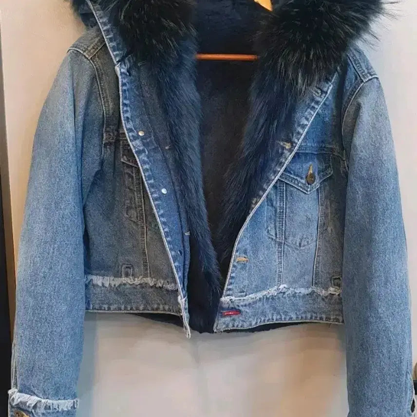 [BUNJANG] Vov Denim Fur Jacket (Size 55) / 보브 데님 퍼 자켓55사이즈안감퍼는 탈부착가능봄가을에는 퍼떼고 입으시