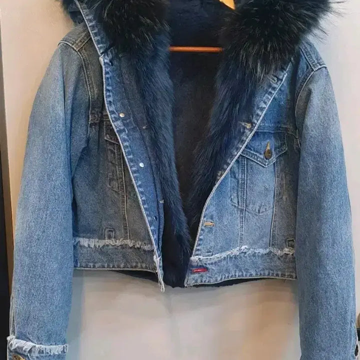 [BUNJANG] Vov Denim Fur Jacket (Size 55) / 보브 데님 퍼 자켓55사이즈안감퍼는 탈부착가능봄가을에는 퍼떼고 입으시