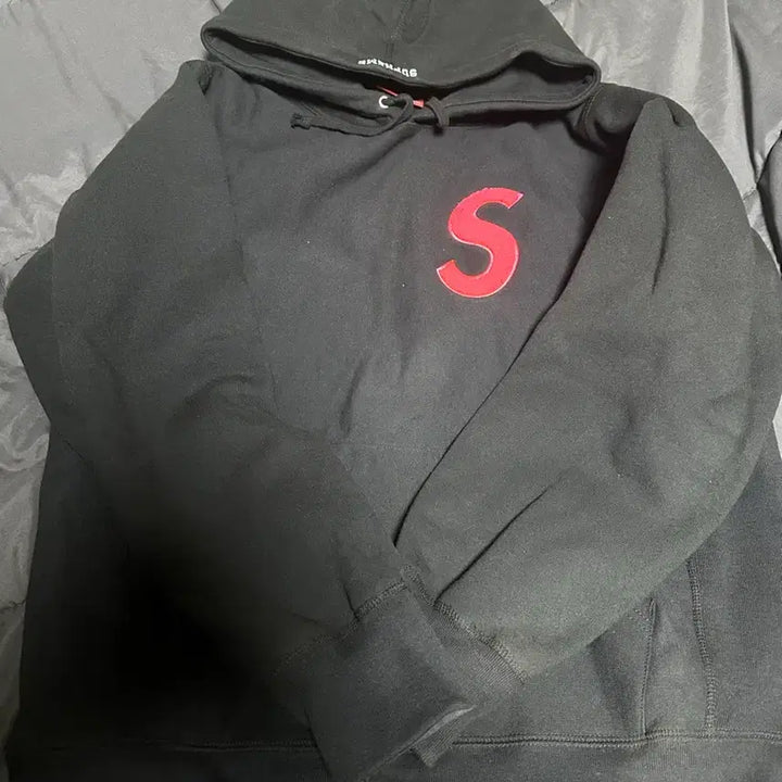 [BUNJANG] Supreme S Logo Hoodie Black Pink M / 슈프림 / S로고 후드 검핑 / M