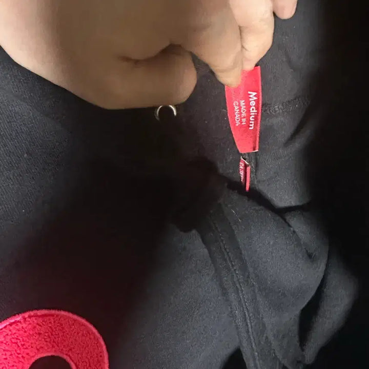 [BUNJANG] Supreme S Logo Hoodie Black Pink M / 슈프림 / S로고 후드 검핑 / M