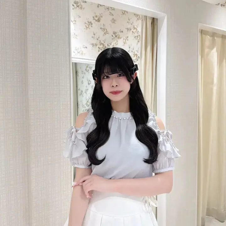 [BUNJANG] Evelyn Off-Shoulder Pearl Short Sleeve Blouse / 에블린 evelyn 오프숄더 펄 반팔 블라우스